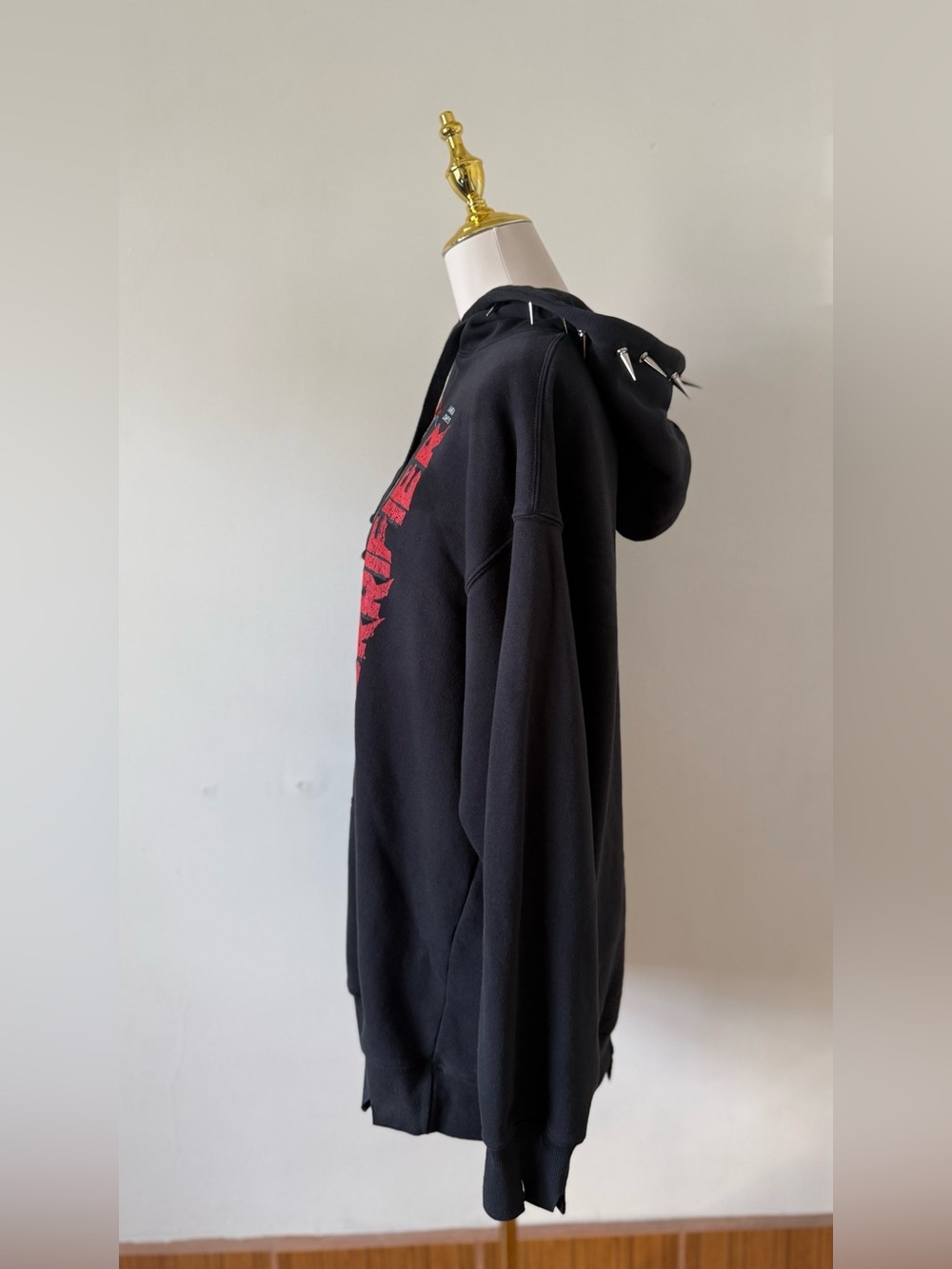 Terrifier 2 Black Graphic Hoodie Spiked Studded Spirit Halloween 2025 Size L - Picture 4 of 10